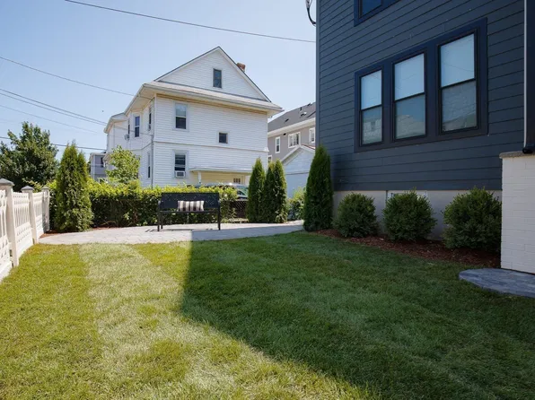 43 Wright Ave, Medford, MA 02155