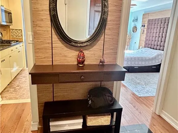 1213 Avenue Z image 17 of 27