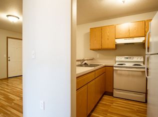 2891 SE Division St #4, Portland, OR 97202