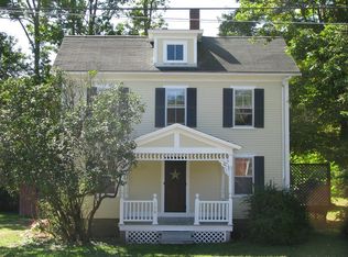 130 Middlefield Rd, Chester, MA 01011