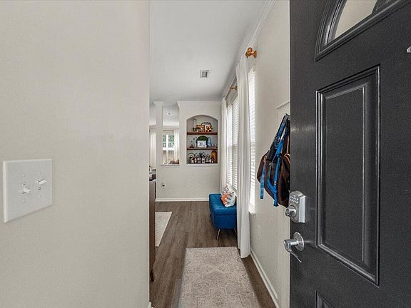 4th image of 8449 Central Dr