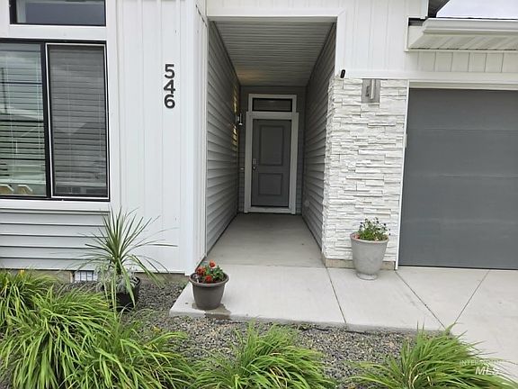 2nd image of 546 S Bangor Way