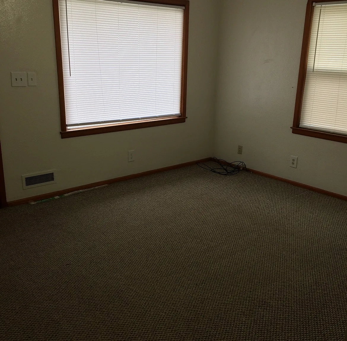 3 bed, 1179 sqft, $1,200 — Photo 4