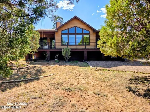 2974 Arrowhead Dr, Overgaard, AZ 85933