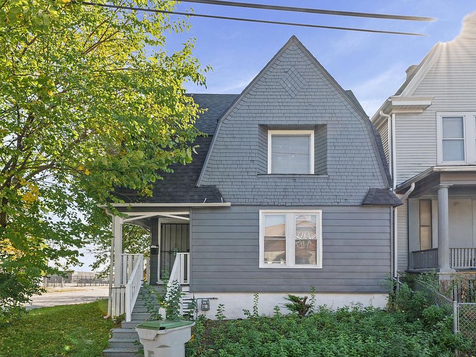 1st image of 3701 W Kilbourn AVENUE