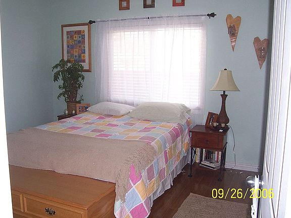 Bedroom 4 (now office #2)