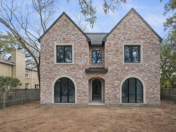 2nd image of 2247 Chilton Rd