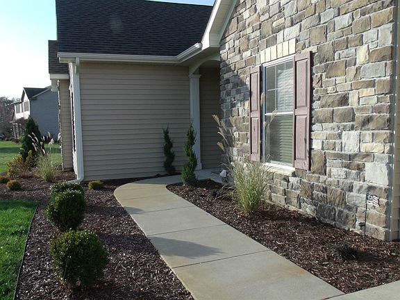 2nd image of 67129 Brentwood Dr