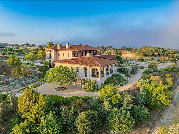 2nd image of 3030 Templeton Rd