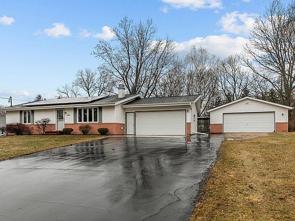 2nd image of N2920 Main Rd