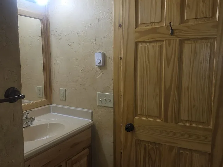 111 E Cottonwood Dr #6 — Photo 8
