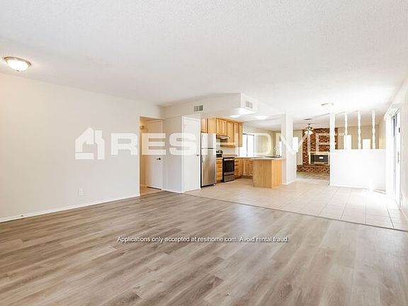 3rd image of 4936 W Golden Ln