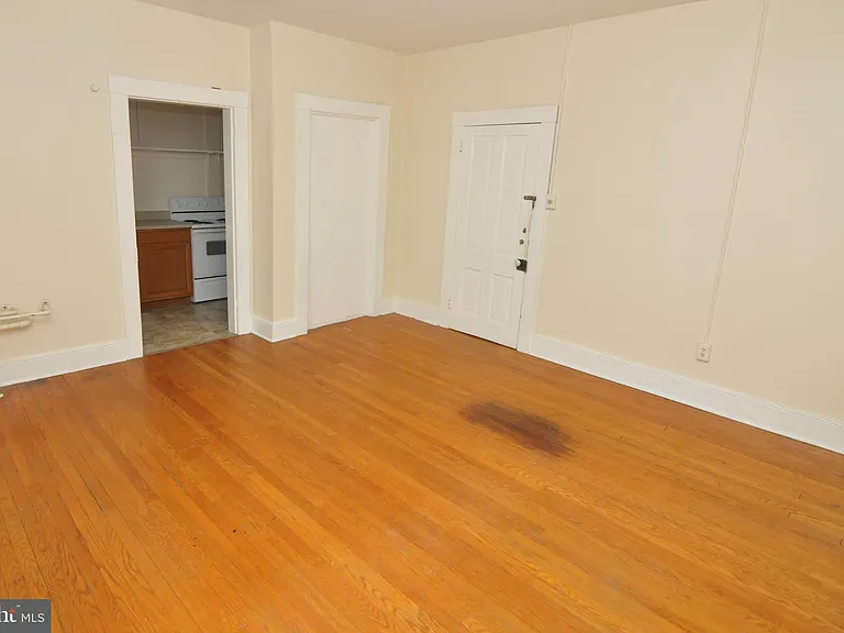 515 N Loudoun St #3 — Photo 7