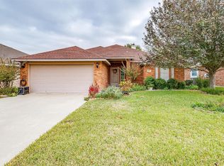 616 Ridgehill Dr, Burleson, TX 76028
