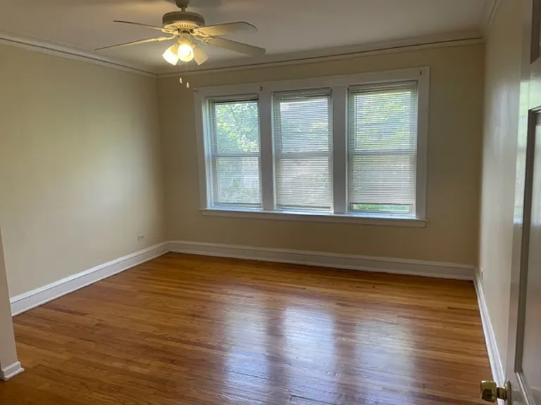 6557 59 S Fairfield Avenue 2714 #16-W — Photo 3