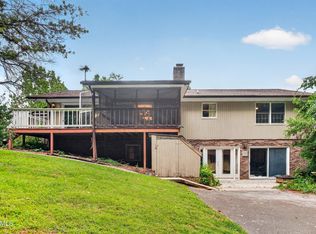 823 Birdie Dr, Abingdon, VA 24211