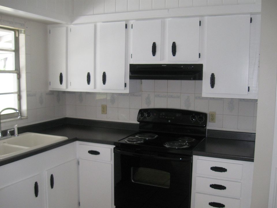 1st image of 707 Lancewood Dr