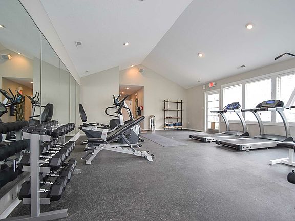 Enclave at Albany Park - 06