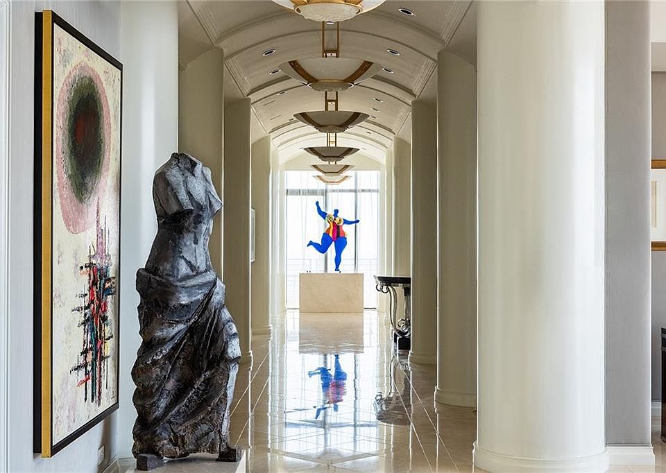 1st image of 750 Park Ave NE Penthouse 42