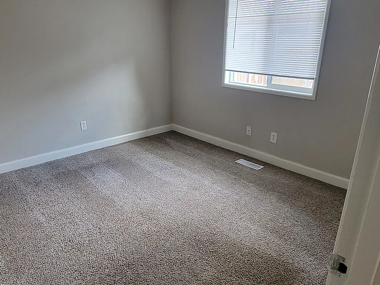 Orchard Court apartments — Photo 16