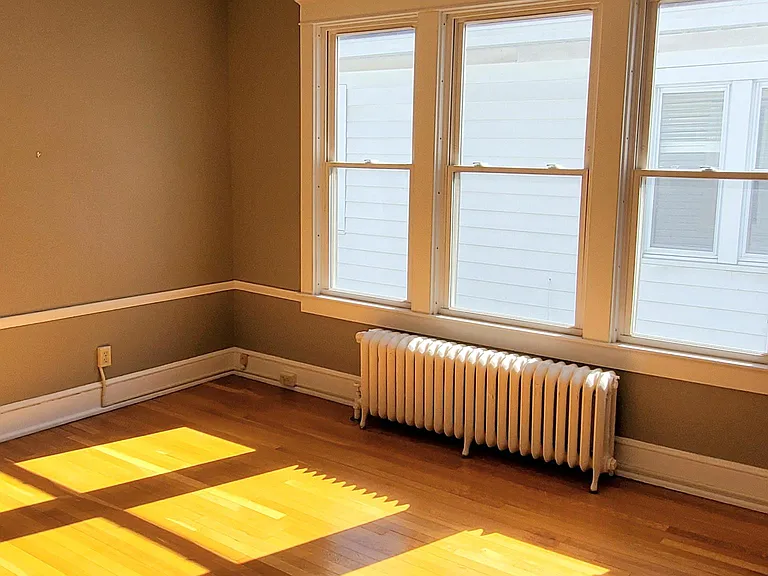 87 Homestead Ave #2 — Photo 13