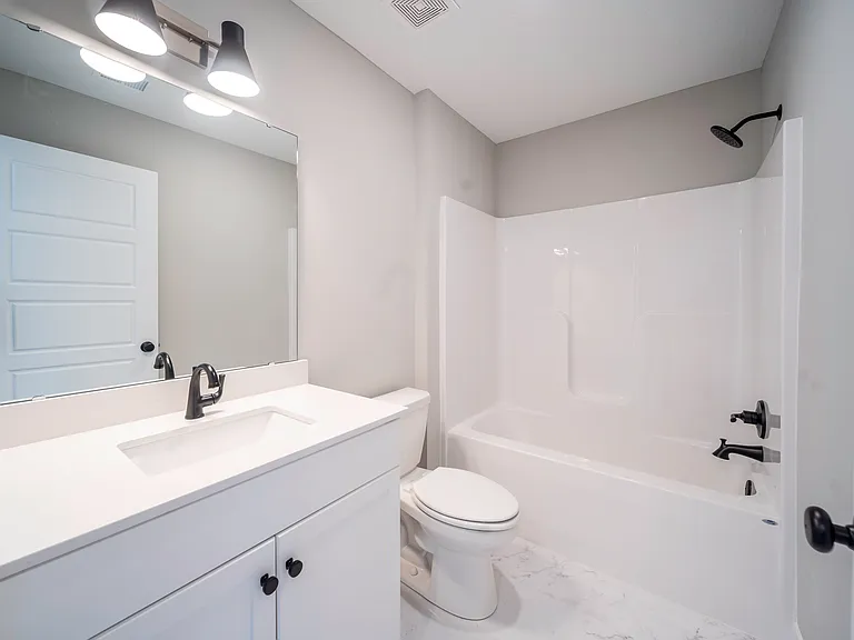 3721 SW Clayton Pl — Photo 10