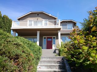 5910 46th Ave SW, Seattle, WA 98136