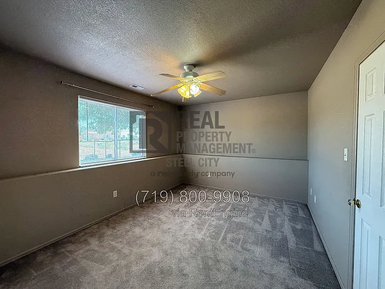 996 S Palomar Dr — Photo 14