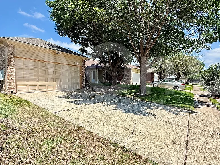 21322 Byerly Turk Dr — Photo 2