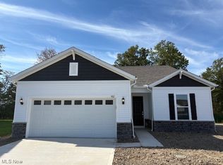 462 Caravel Ct, Avon Lake, OH 44012