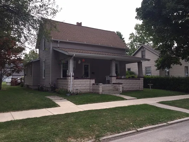 317 S Illinois St photo 1