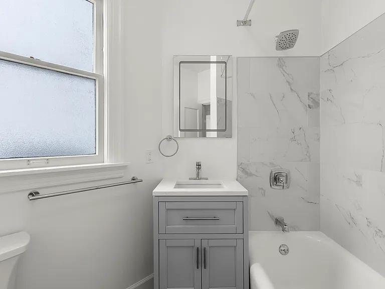 95 Cervantes Blvd #210 — Photo 6