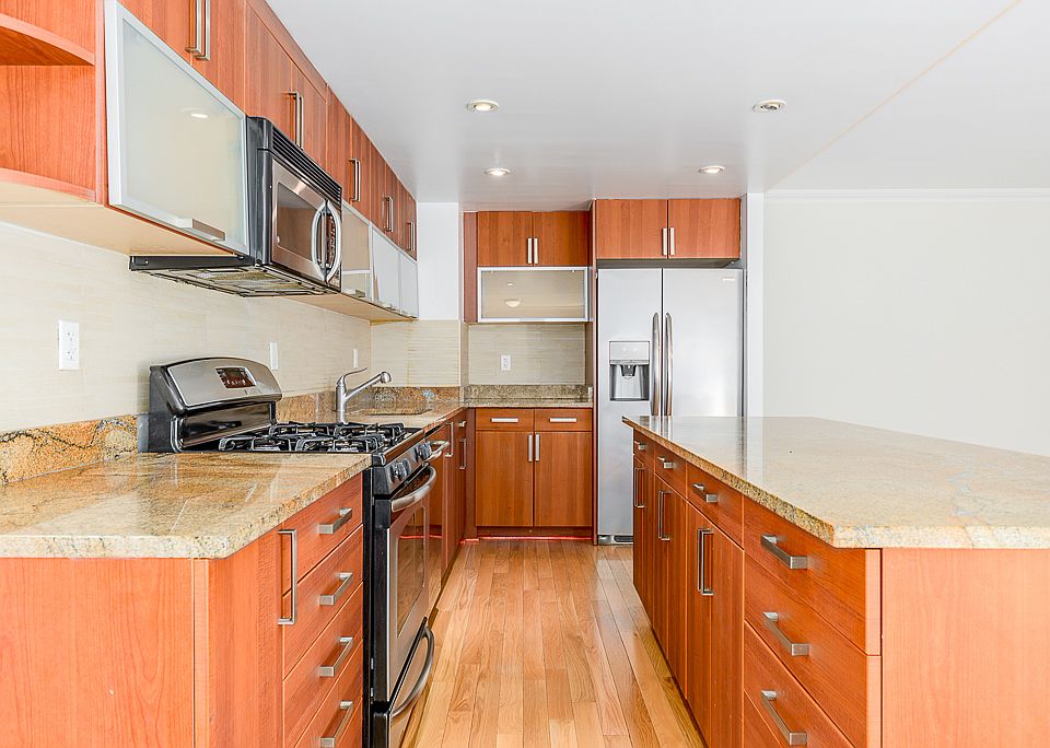 1st image of 160 W 97th St APT 2E