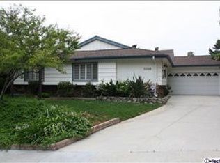 1740 Heather Ridge Dr, Glendale, CA 91207