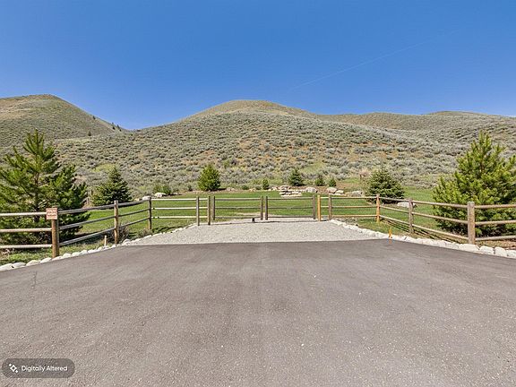 4th image of 93 E Fork Rd