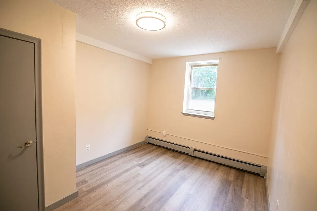 Central Townhouse Apartments — Photo 4