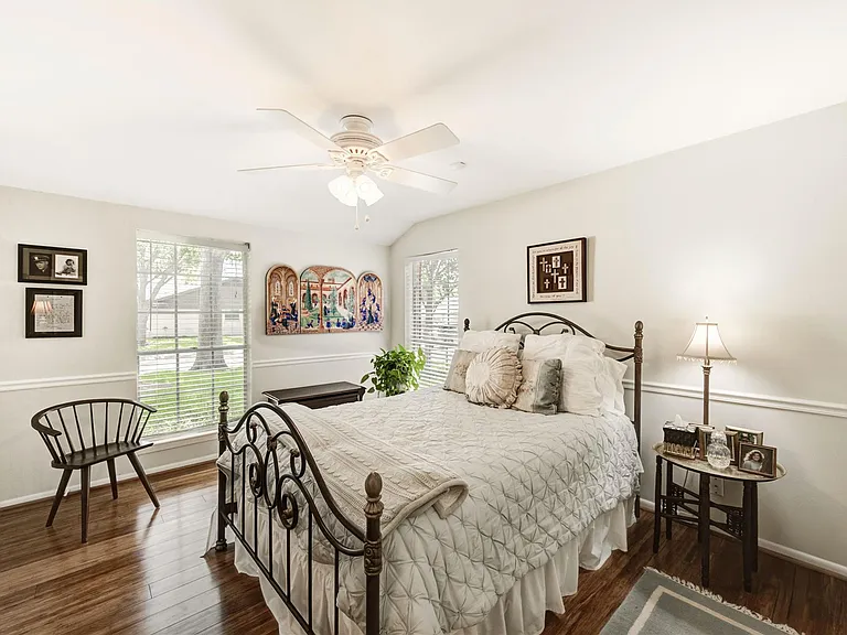 2602 Briarbrook Dr — Photo 18
