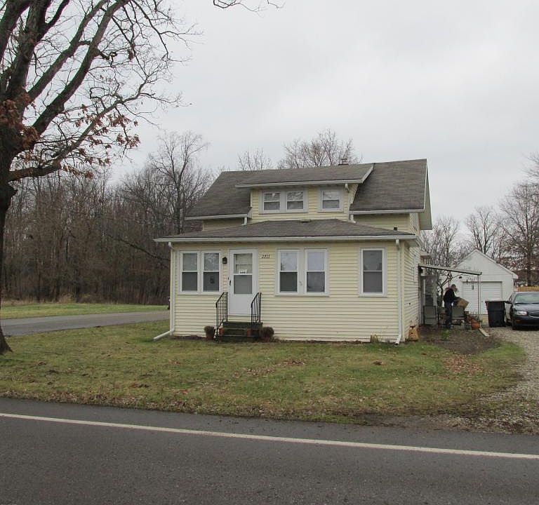 1st image of 2711 E Milham Ave