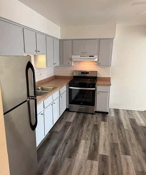 802 Warren Ave #3 — Photo 4