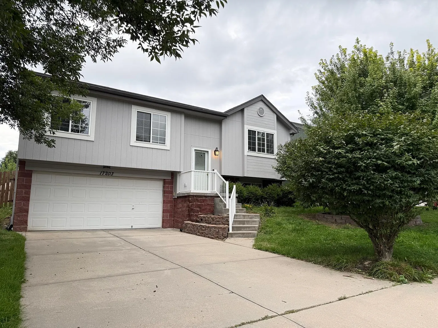 17203 Spaulding Street — Photo 3