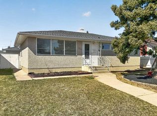 1134 SE Lakeway Blvd S, Lethbridge, AB T1K 3E7