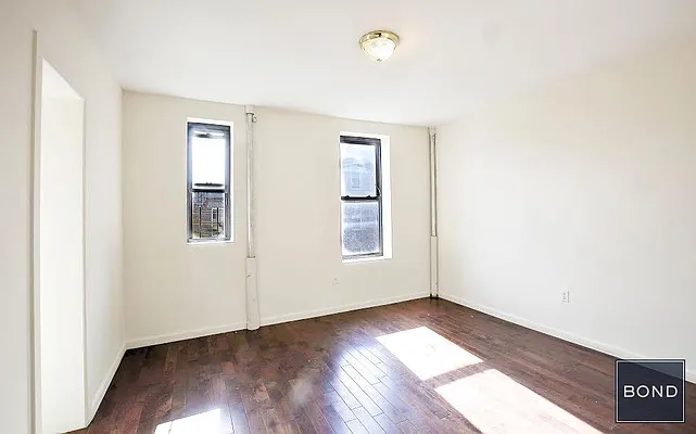 Rented by Bond New York | media 33