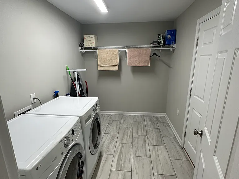 521 Mantle Dr — Photo 31