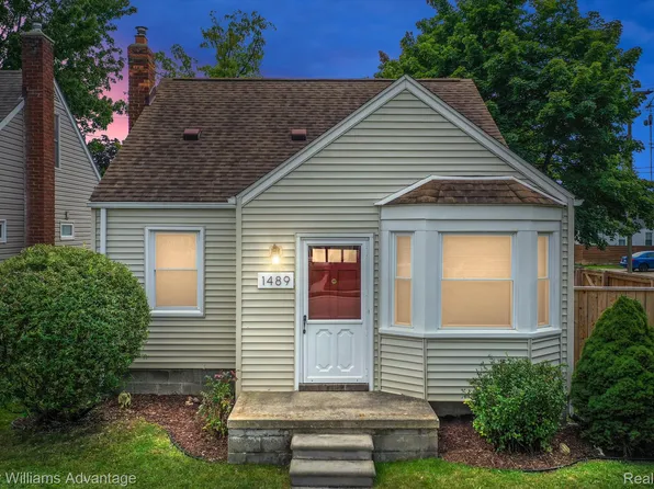 1489 West Blvd, Berkley, MI 48072