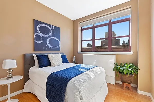 Sold by Compass | media 6