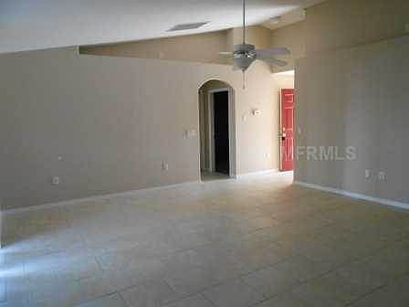 5th image of 443 Dove Dr