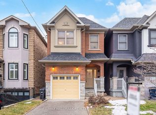 4A Holborne Ave, Toronto, ON M4C 2P9