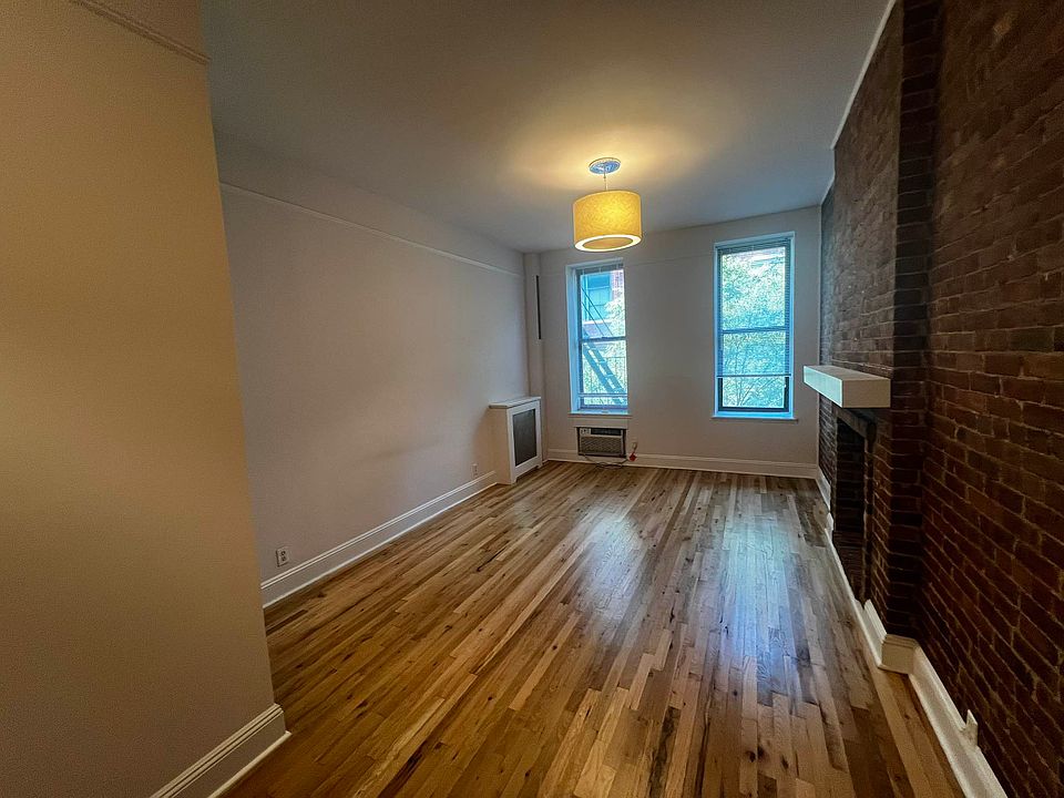 2nd image of 447 W 56th St APT 2W