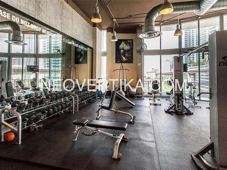 690 SW 1st Ct #Penthouse I20 — Photo 13