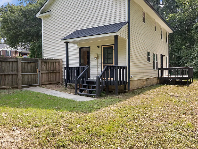 715 Cool Brook Ct — Photo 24